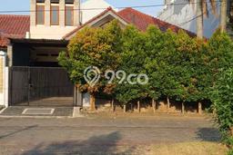 Jual Rumah Bagus Siap Huni LB 230m2 di Serpong Utara, Tangerang Selatan Jual Rumah Bagus Siap Huni LB 230m2 di Serpong Utara, Tangerang Selatan