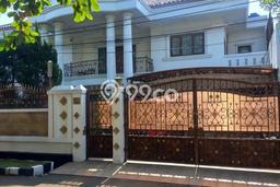 Dijual Rumah Mewah Exclusive di Cinere, Depok Dijual Rumah Mewah Exclusive di Cinere, Depok