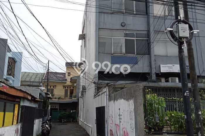 Dijual! Ruko di Duren Tiga Jakarta Selatan LT 108m2 / LB 185m2 Kawasan Strategis Dijual! Ruko di Duren Tiga Jakarta Selatan LT 108m2 / LB 185m2 Kawasan Strategis