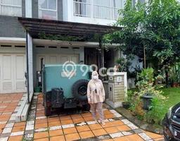 Rumah Mewah LB 240m2 Siap Pakai Desain Elegan di Gading Serpong, Tangerang Rumah Mewah LB 240m2 Siap Pakai Desain Elegan di Gading Serpong, Tangerang