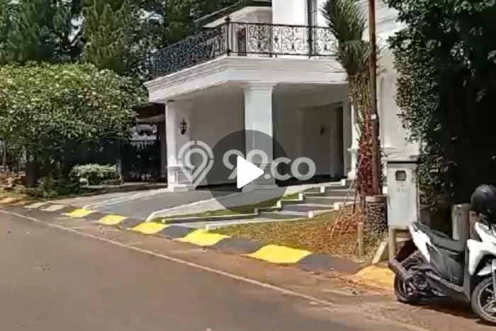 Hunian Mewah LB 302m2 Siap Pakai Desain Elegan di Pondok Ranji, Tangerang Hunian Mewah LB 302m2 Siap Pakai Desain Elegan di Pondok Ranji, Tangerang