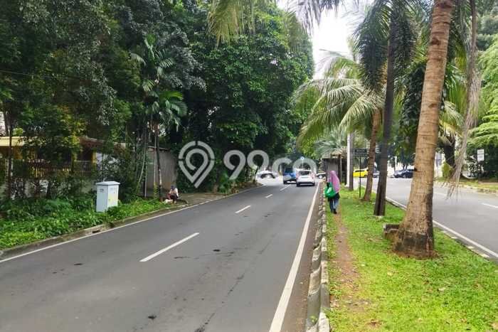 Komersial Dijual di Jakarta Selatan LT 1560m2 & LB 600m2 Lokasi Terbaik! Komersial Dijual di Jakarta Selatan LT 1560m2 & LB 600m2 Lokasi Terbaik!