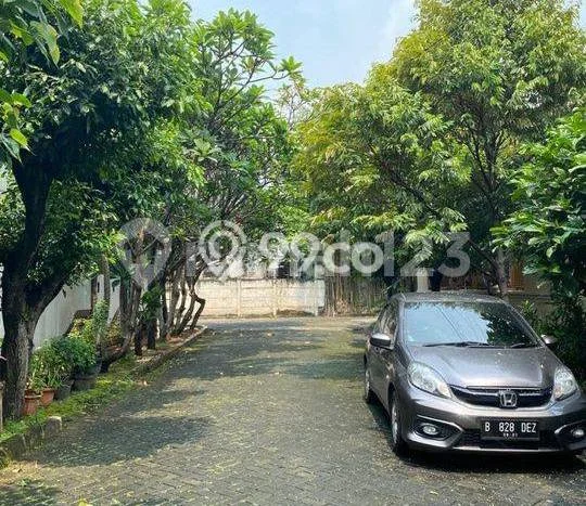 Ready to Use! Premium House LT 432m2 Desain Elegan di Kedoya Selatan Ready to Use! Premium House LT 432m2 Desain Elegan di Kedoya Selatan