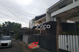 For Sale Hunian Rumah Nyaman 3 KT di Bintaro, Tangerang Selatan For Sale Hunian Rumah Nyaman 3 KT di Bintaro, Tangerang Selatan