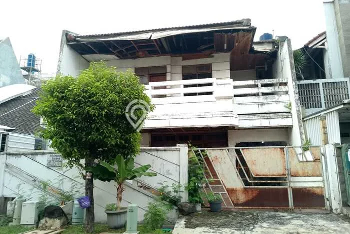 For Sale! Luxury House LT 200m2 Desain Modern di Puri Indah For Sale! Luxury House LT 200m2 Desain Modern di Puri Indah