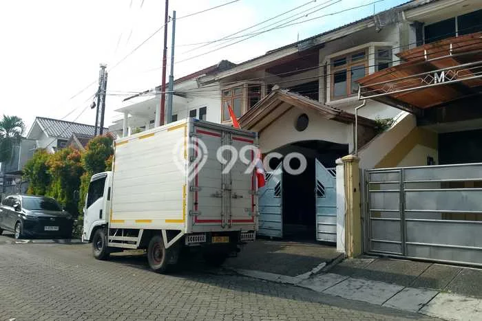 Rumah Elit Modern Siap Huni di Kelapa Dua Jakarta Barat Rumah Elit Modern Siap Huni di Kelapa Dua Jakarta Barat