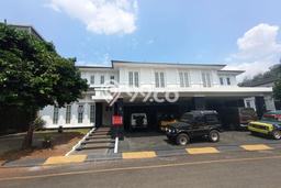 Hunian Mewah LB 302m2 Siap Pakai Desain Elegan di Pondok Ranji, Tangerang Hunian Mewah LB 302m2 Siap Pakai Desain Elegan di Pondok Ranji, Tangerang