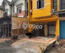 Ruko Disewa di Bekasi dengan LB 150m2 Area Komersial Ramai Ruko Disewa di Bekasi dengan LB 150m2 Area Komersial Ramai