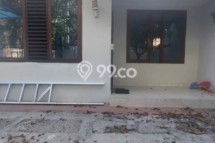 Disewakan Cepat Rumah Kondisi Baik di Area Menteng, Jakarta Pusat Disewakan Cepat Rumah Kondisi Baik di Area Menteng, Jakarta Pusat