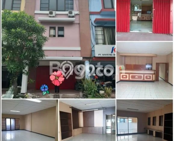 Ruko Lokasi Premium Kawasan Gedangan, Luas 225m2m², Kawasan Niaga Ruko Lokasi Premium Kawasan Gedangan, Luas 225m2m², Kawasan Niaga