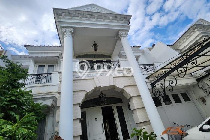Jual Rumah Mewah Elegan Dengan View Cantik di Wisata Bukit Mas, Surabaya Jual Rumah Mewah Elegan Dengan View Cantik di Wisata Bukit Mas, Surabaya