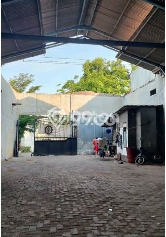Gudang di Wonocolo, Luas 550m2m², Kawasan Berkembang, Jalan Utama Gudang di Wonocolo, Luas 550m2m², Kawasan Berkembang, Jalan Utama
