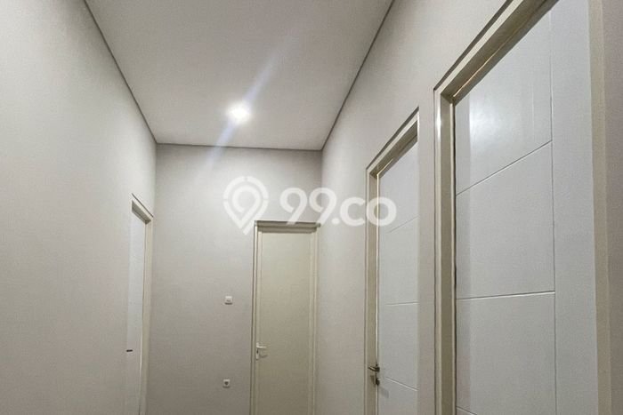 For Sale! Luxury House LT 135m2 Desain Elegan di Sutorejo For Sale! Luxury House LT 135m2 Desain Elegan di Sutorejo