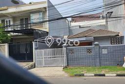 Lokasi strategis! Rumah siap pakai disewakan di Kelapa Gading LB 150m2 Lokasi strategis! Rumah siap pakai disewakan di Kelapa Gading LB 150m2