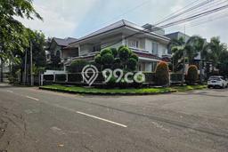 Hunian Mewah LB 315m2 Siap Pakai Desain Elegan di Pulomas, Jakarta Timur Hunian Mewah LB 315m2 Siap Pakai Desain Elegan di Pulomas, Jakarta Timur