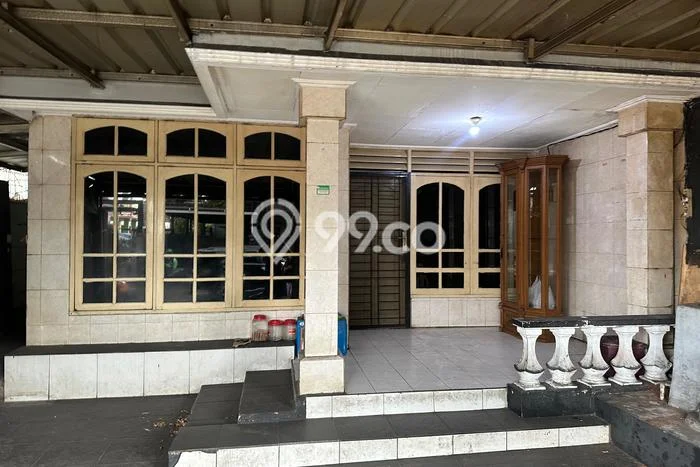 Disewakan Hunian Konsep Modern di Duren Sawit Jakarta Timur dengan 6 KT Disewakan Hunian Konsep Modern di Duren Sawit Jakarta Timur dengan 6 KT