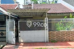 For Sale Rumah 3 Kamar Lokasi Strategis Nyaman dan Strategis di Kelapa Gading For Sale Rumah 3 Kamar Lokasi Strategis Nyaman dan Strategis di Kelapa Gading