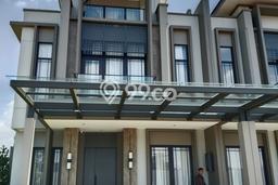 Hot Offer Hunian Mewah Ideal dan Luas di Serpong, Tangerang Selatan Hot Offer Hunian Mewah Ideal dan Luas di Serpong, Tangerang Selatan