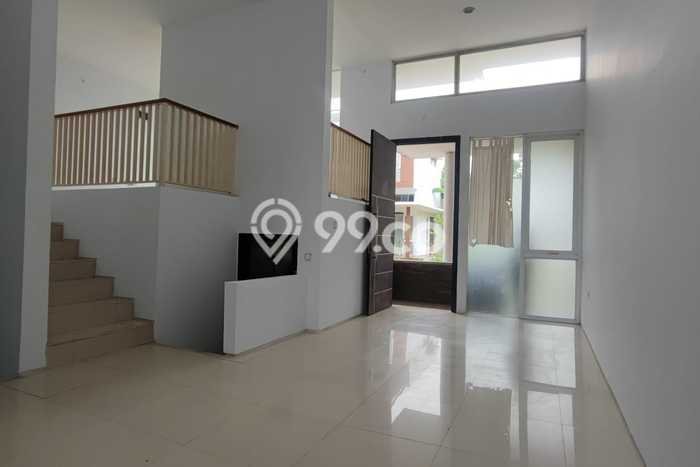 Sewa Rumah Murah di Pegadungan Jakarta Barat dengan 4 KT Sewa Rumah Murah di Pegadungan Jakarta Barat dengan 4 KT