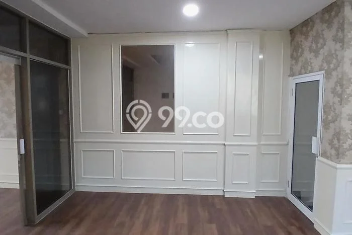Ruko Dijual di Jakarta Barat LT 105m2 & LB 315m2 Lokasi Terbaik! Ruko Dijual di Jakarta Barat LT 105m2 & LB 315m2 Lokasi Terbaik!