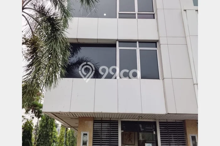 Ruko disewakan di Kembangan Jakarta Barat dengan luas bangunan 203m2 Ruko disewakan di Kembangan Jakarta Barat dengan luas bangunan 203m2