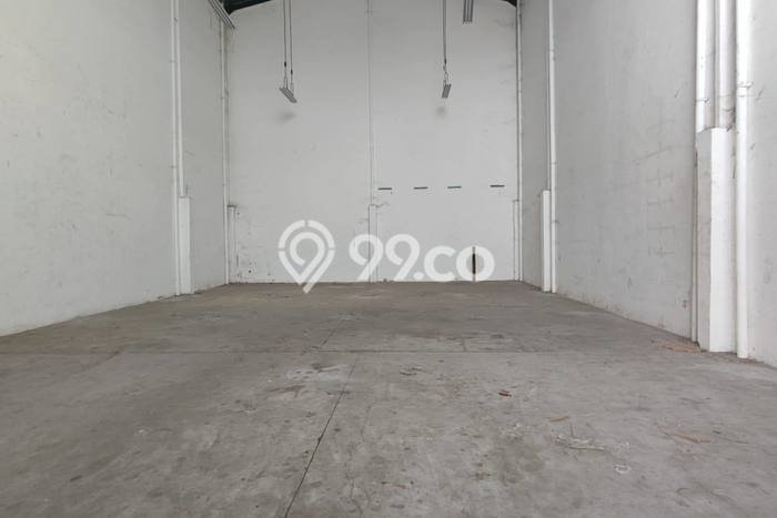 Gudang Area Perdagangan di , Luas 135m2m², Siap Usaha Gudang Area Perdagangan di , Luas 135m2m², Siap Usaha