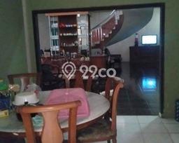 Rumah Elit LB 600m2 Siap Pakai Desain Elegan di Meruya, Jakarta Barat Rumah Elit LB 600m2 Siap Pakai Desain Elegan di Meruya, Jakarta Barat
