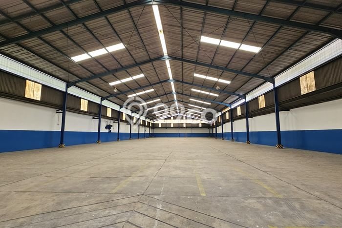 Gudang Dijual di Jakarta Barat LT 2100m2 & LB 1700m2 Lokasi Terbaik! Gudang Dijual di Jakarta Barat LT 2100m2 & LB 1700m2 Lokasi Terbaik!