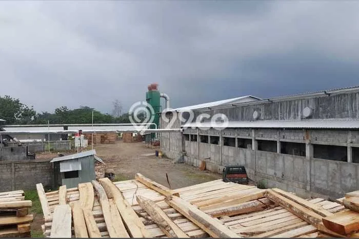 Pabrik Kawasan Komersial di Batang, Luas 14623m², Akses Utama Pabrik Kawasan Komersial di Batang, Luas 14623m², Akses Utama