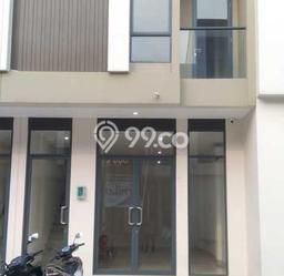 Disewakan Ruko di Kawasan Ramai Gading Serpong Luas 100m2 Disewakan Ruko di Kawasan Ramai Gading Serpong Luas 100m2