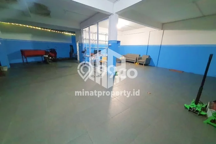 Ruko Dijual di Prime Area Tanjung Pinang Luas 300m2 Ruko Dijual di Prime Area Tanjung Pinang Luas 300m2