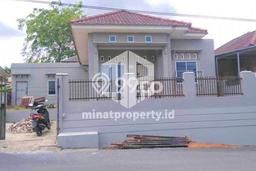 Siap Huni Rumah Minimalis & Modern LB 82m2 di Tanjung Pinang Timur Siap Huni Rumah Minimalis & Modern LB 82m2 di Tanjung Pinang Timur