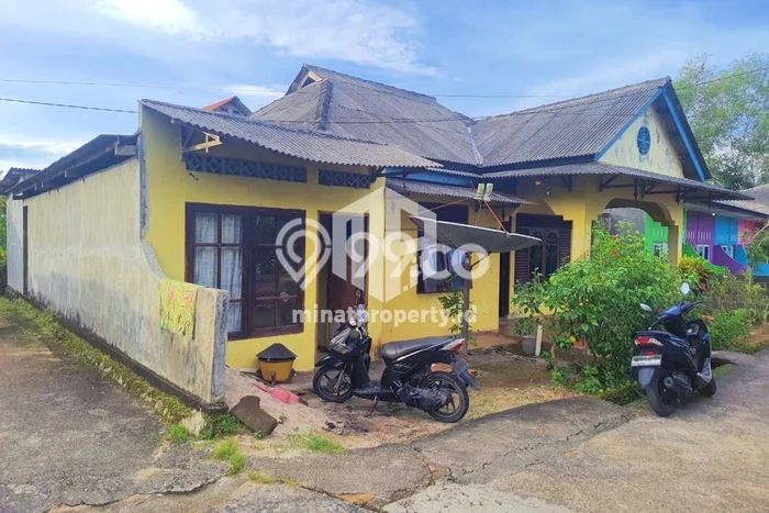 SPECIAL PROPERTY! Rumah di , LT 209m2m² LB 120m2m² SPECIAL PROPERTY! Rumah di , LT 209m2m² LB 120m2m²