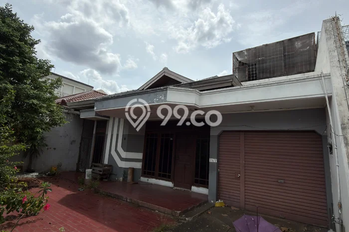 Rumah Elit Modern Tanpa Renovasi di Intercon Jakarta Barat Rumah Elit Modern Tanpa Renovasi di Intercon Jakarta Barat