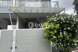 Rumah Bagus SHM Boulevard Hijau, Bekasi Rumah Bagus SHM Boulevard Hijau, Bekasi