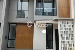 Disewakan! Rumah 4 Kamar Tidur &
3 Kamar Mandi di Summarecon Crown Gading, Bekasi Disewakan! Rumah 4 Kamar Tidur &
3 Kamar Mandi di Summarecon Crown Gading, Bekasi