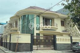 Jarang Ada! Rumah Kontrakan 4 Kamar Nyaman Siap Huni Muara Karang Jarang Ada! Rumah Kontrakan 4 Kamar Nyaman Siap Huni Muara Karang