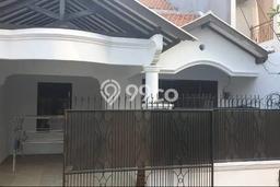 Rumah area Kayu Putih, 4 KT, Lingkungan Asri, LT 96m² LB 129m² Rumah area Kayu Putih, 4 KT, Lingkungan Asri, LT 96m² LB 129m²