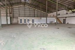 Unit Gudang Disewakan di Cikarang di Area Ramai & Strategis Unit Gudang Disewakan di Cikarang di Area Ramai & Strategis