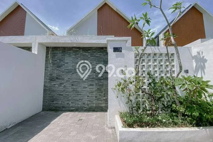 HARGA TERBAIK! Vila di , Luas 129m2m², Lokasi Strategis HARGA TERBAIK! Vila di , Luas 129m2m², Lokasi Strategis