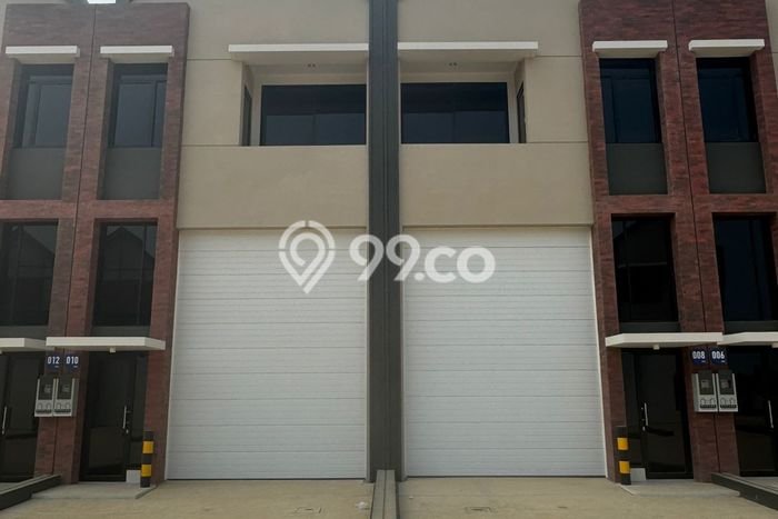 LOKASI STRATEGIS! Gudang di Pantai Indah Kapuk 2, Luas 144m², Area Ramai, Ready Bisnis LOKASI STRATEGIS! Gudang di Pantai Indah Kapuk 2, Luas 144m², Area Ramai, Ready Bisnis
