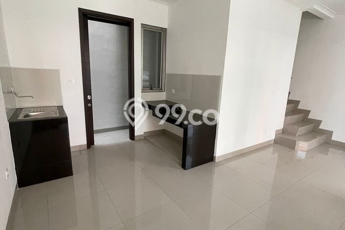 Disewakan! Rumah 2 Kamar Tidur &
2 Kamar Mandi di Pantai Indah Kapuk 2, Jakarta Utara Disewakan! Rumah 2 Kamar Tidur &
2 Kamar Mandi di Pantai Indah Kapuk 2, Jakarta Utara