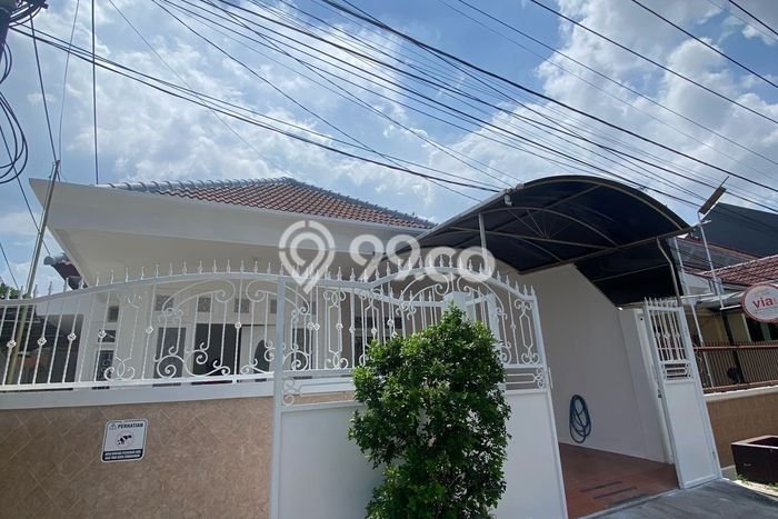 Hunian Nyaman Asri 3 KT Siap Pakai di Mulyosari Surabaya Hunian Nyaman Asri 3 KT Siap Pakai di Mulyosari Surabaya