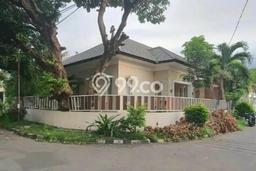 Dijual Rumah Premium dengan Fasilitas Sekitar Lengkap di Dukuh Pakis, Surabaya Dijual Rumah Premium dengan Fasilitas Sekitar Lengkap di Dukuh Pakis, Surabaya