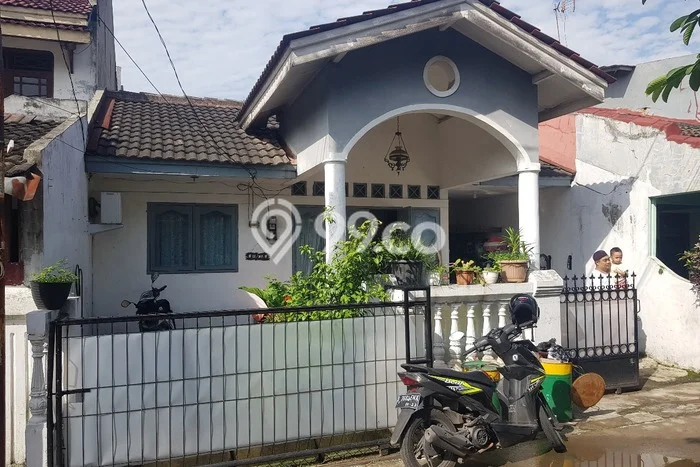Hunian Cantik Modern Lb 100m2 di Bekasi Barat, Bekasi Hunian Cantik Modern Lb 100m2 di Bekasi Barat, Bekasi