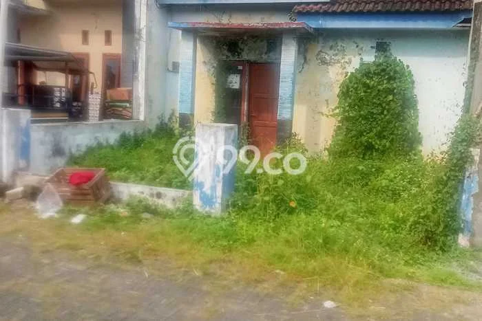 Hunian Minimalis Murah Dijual di Surabaya Harga Rp.200 Juta Hunian Minimalis Murah Dijual di Surabaya Harga Rp.200 Juta