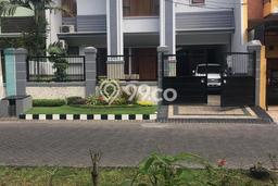 Rumah Eksklusif Dijual LT 200m2 di Wiyung, Surabaya Rumah Eksklusif Dijual LT 200m2 di Wiyung, Surabaya