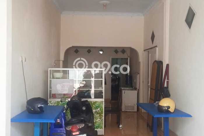 Rumah Minimalis 4 Kamar LT 102m2 di Mojokerto Rumah Minimalis 4 Kamar LT 102m2 di Mojokerto