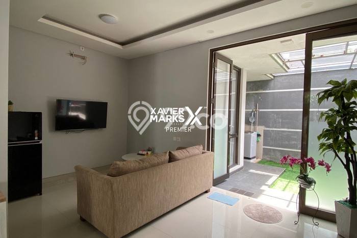 Rumah Luxury Modern Siap Huni di Permata Jingga Malang Rumah Luxury Modern Siap Huni di Permata Jingga Malang