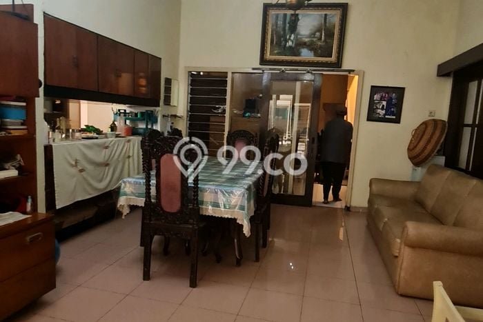 Dijual Hunian Mewah dengan Fasilitas Sekitar Komplit di Semarang Selatan, Semarang Dijual Hunian Mewah dengan Fasilitas Sekitar Komplit di Semarang Selatan, Semarang